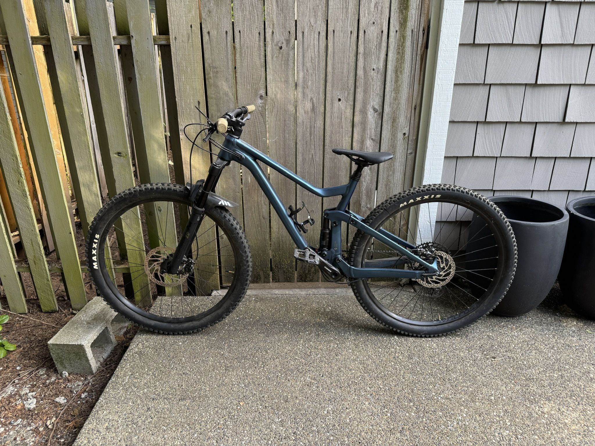 2022 Scott Genius 960 For Sale- Barely Used Great Condition