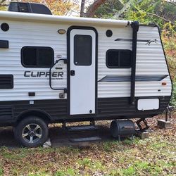 2019 17ft Coachman Clipper 