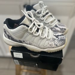 Air Jordan 11 Retro Low 7Y