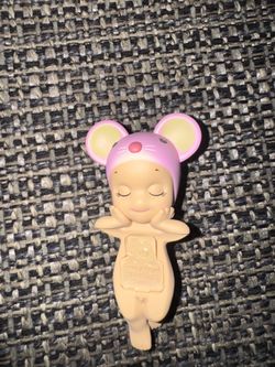 Pink Sonny angel