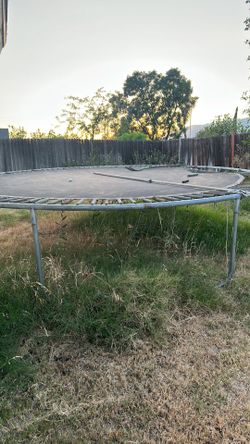 Free trampoline
