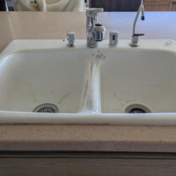 White Ceramic Sink