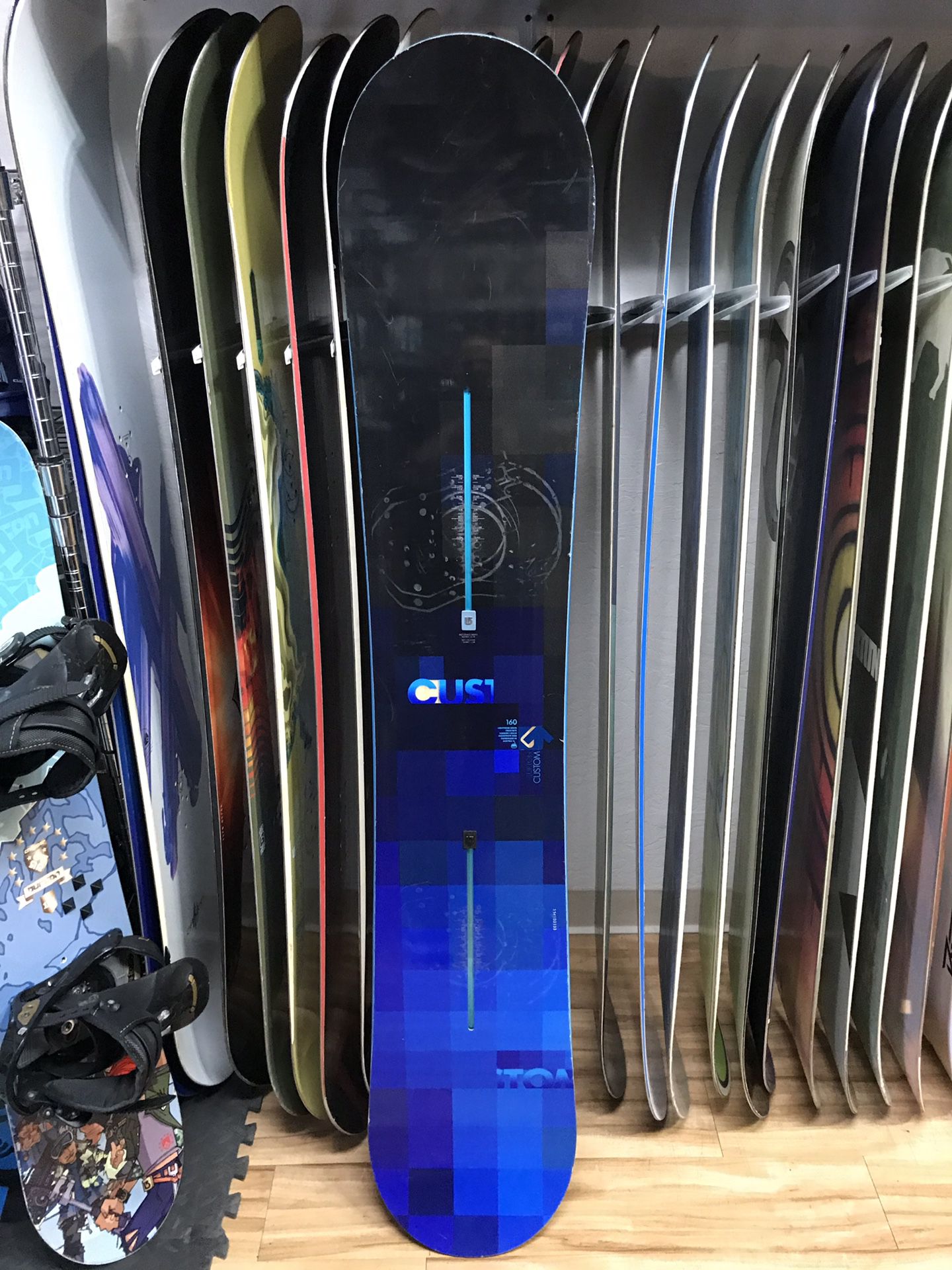 Burton custom channel snowboard with warranty