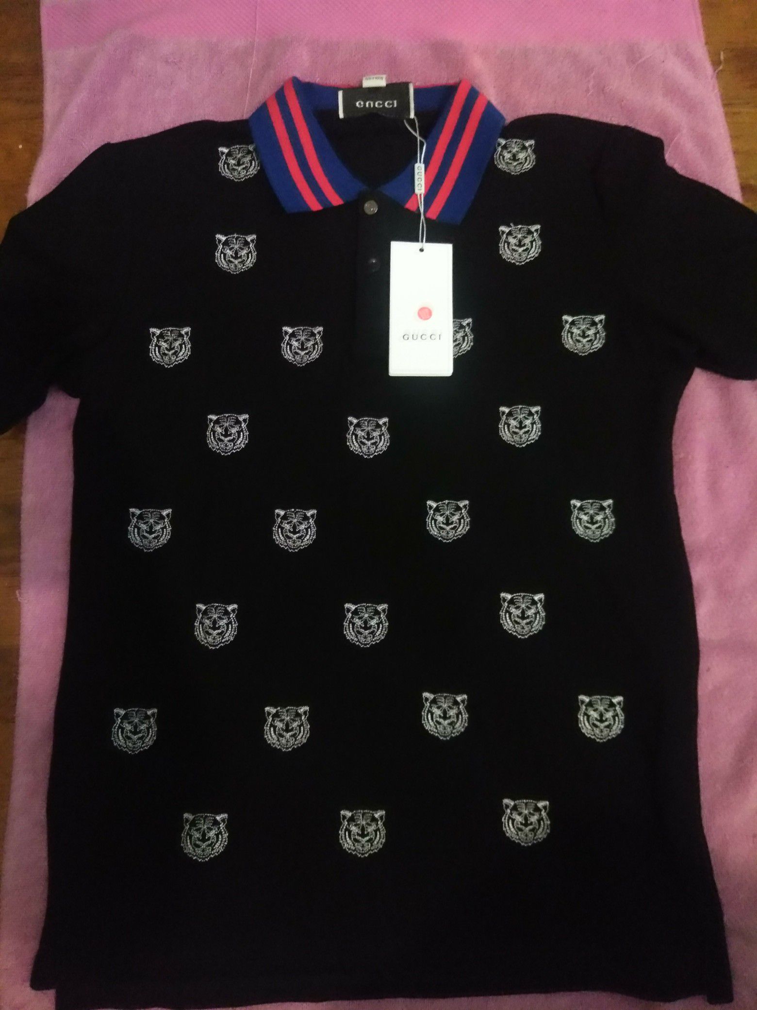 Gucci polo style shirt size large