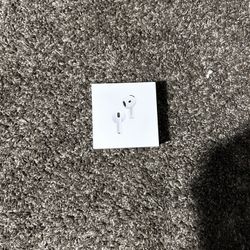 AirPods 4