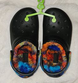 Crocs black