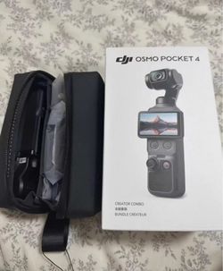 DJI Osmo Pocket 4 Creator Combo