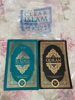 The Clear Quran English and Spanish Editions
