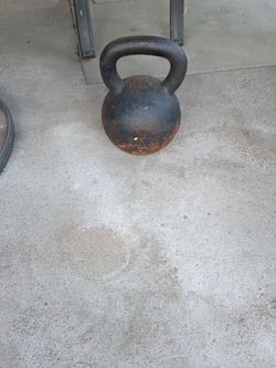 32 kg competition kettlebell