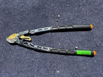 Fiskars Ratchet Drive Branch Cutters