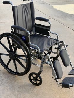 Medline Folding Wheelchair with Elevating Leg Rests – $175 OBO  Very Good Condition – Clean and Fully Functional!
