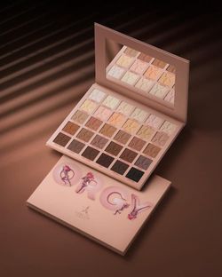 Jeffree Star Orgy Eyeshadow Palette