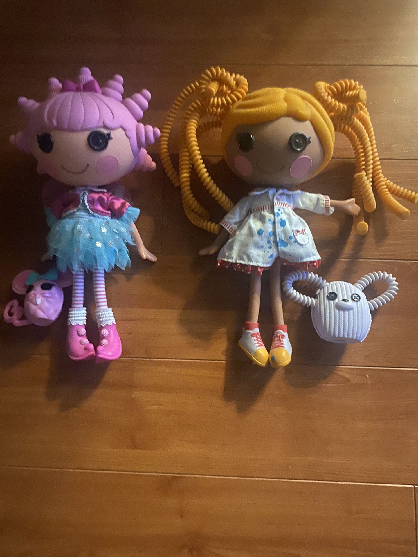 Pair of large Lalaloopsy dolls with their pet in excellent condition