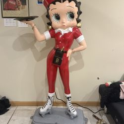 Betty Boop Statue