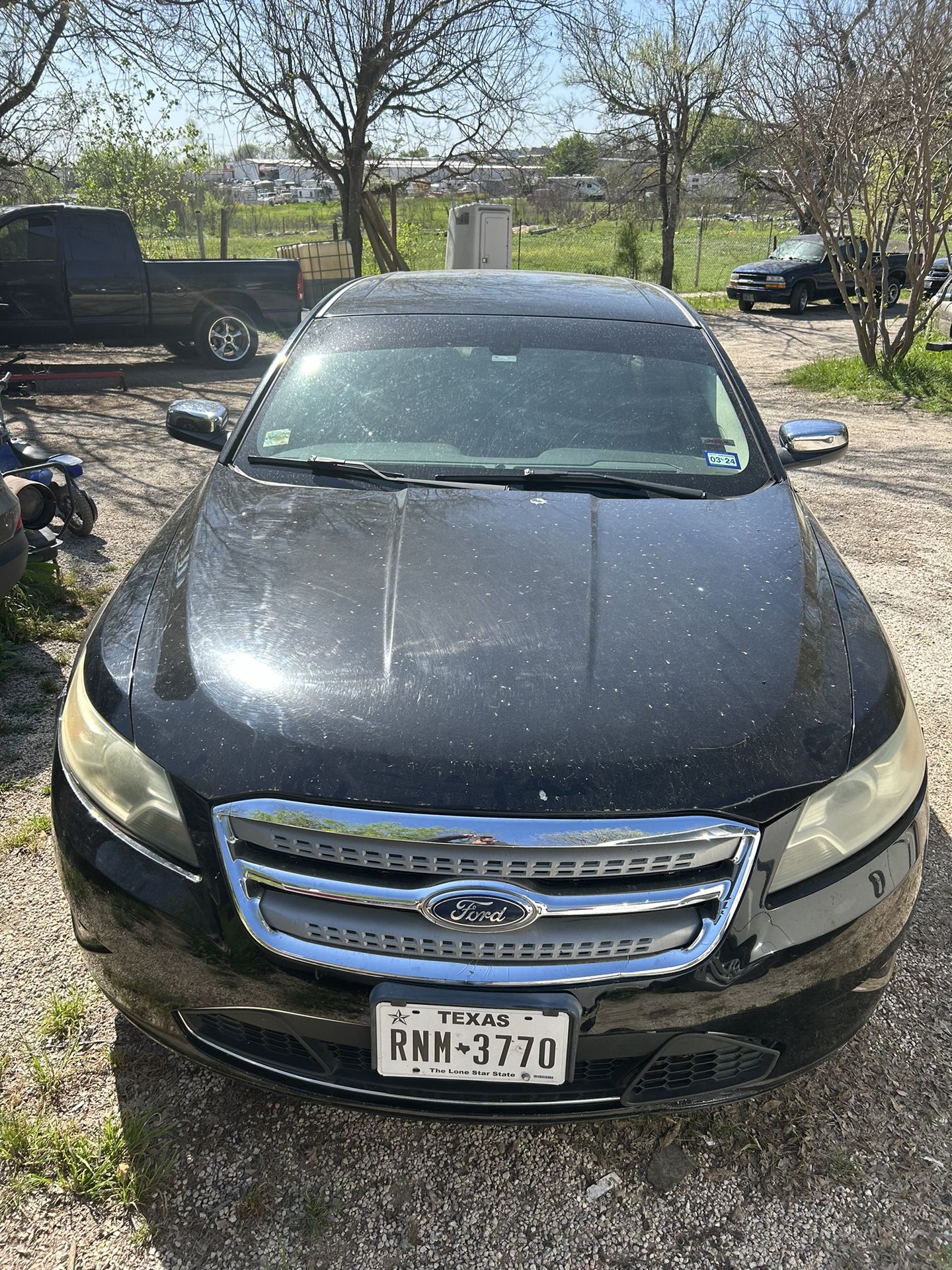 2011 Ford Taurus