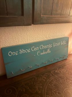 Disney Princess Cinderella Medal or key Holder One Shoe Can Change Your Life Cinderella