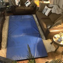 GYMNASTICS MATS