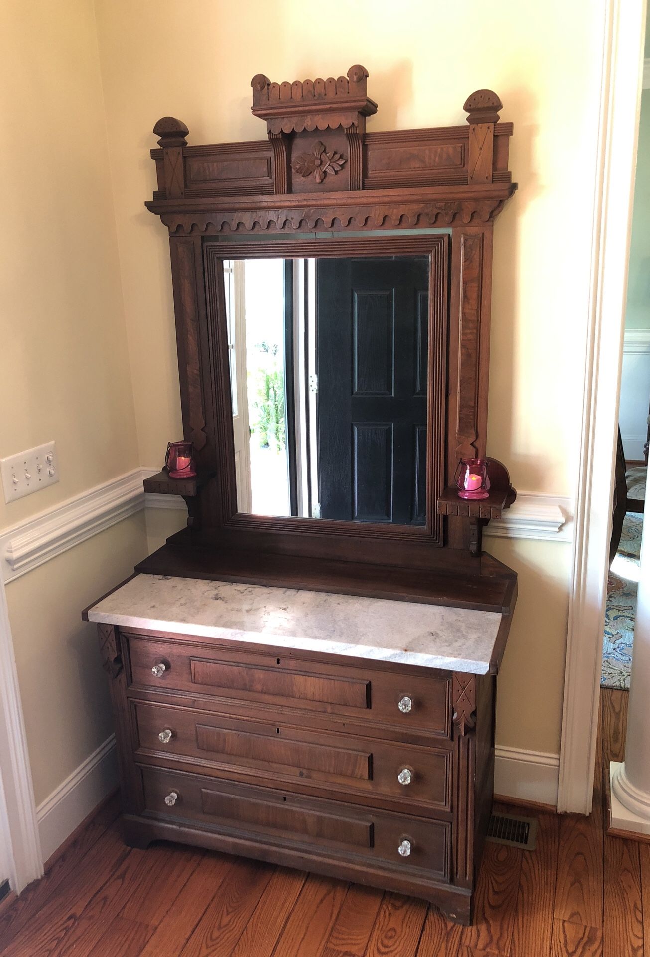 Antique Dresser/Hutch