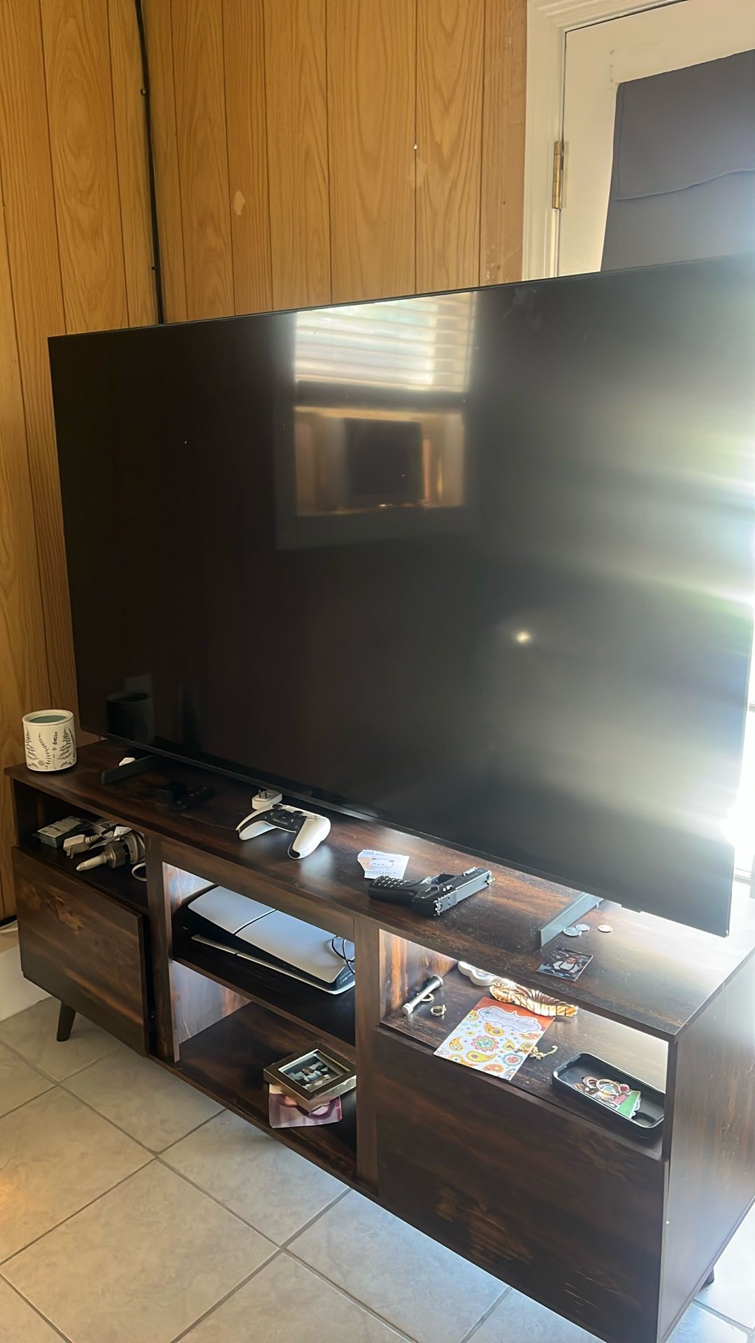 65” Samnsung Smart Tv