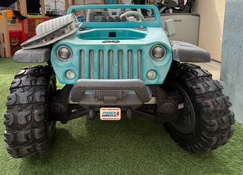 12v Power Wheels Jeep Kids Ride-On