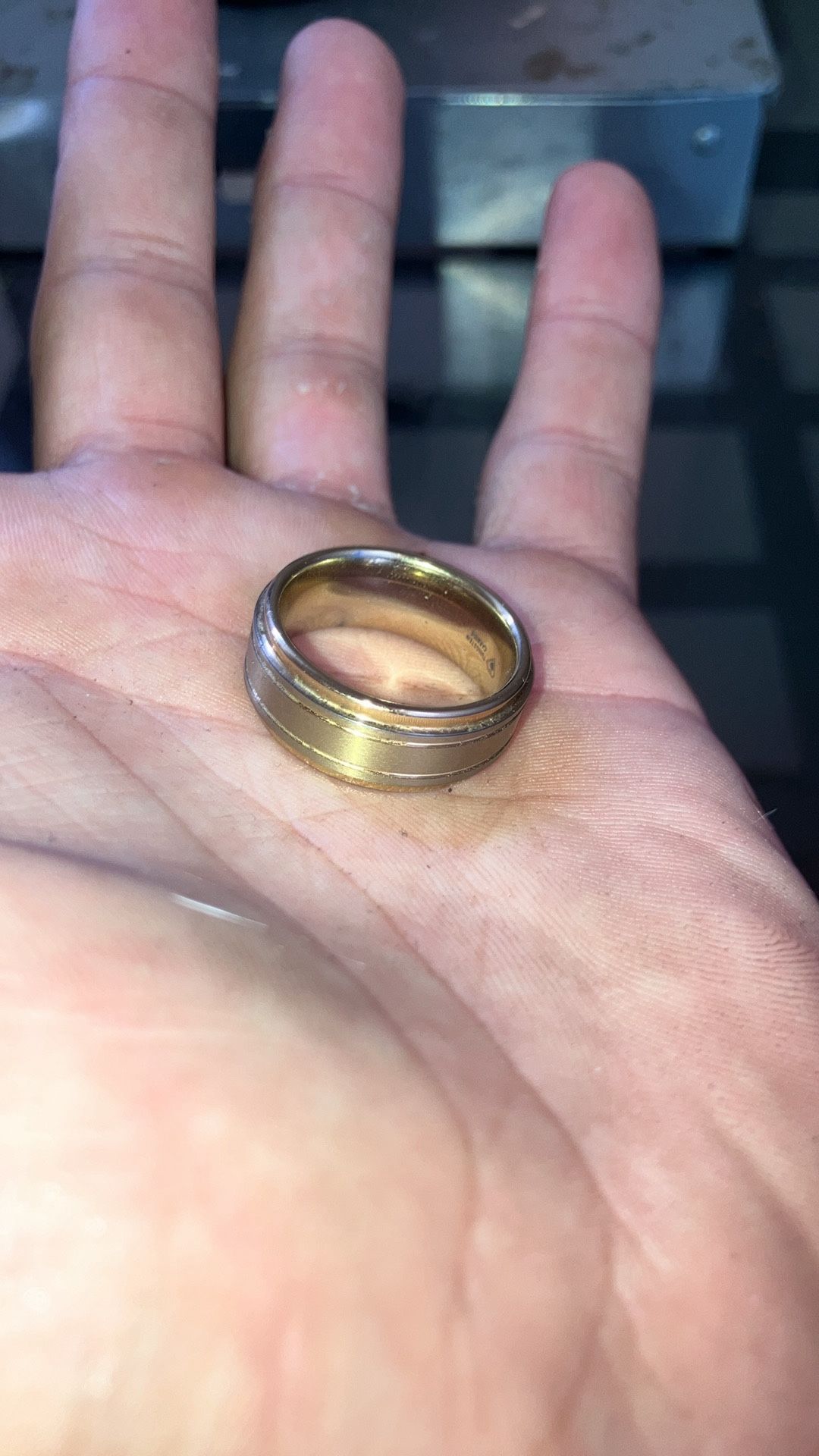 Men’s Gold Ring