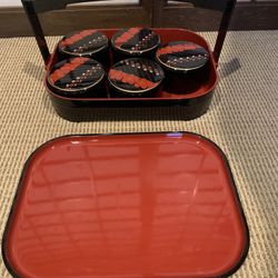 Japanese food bowls And tray