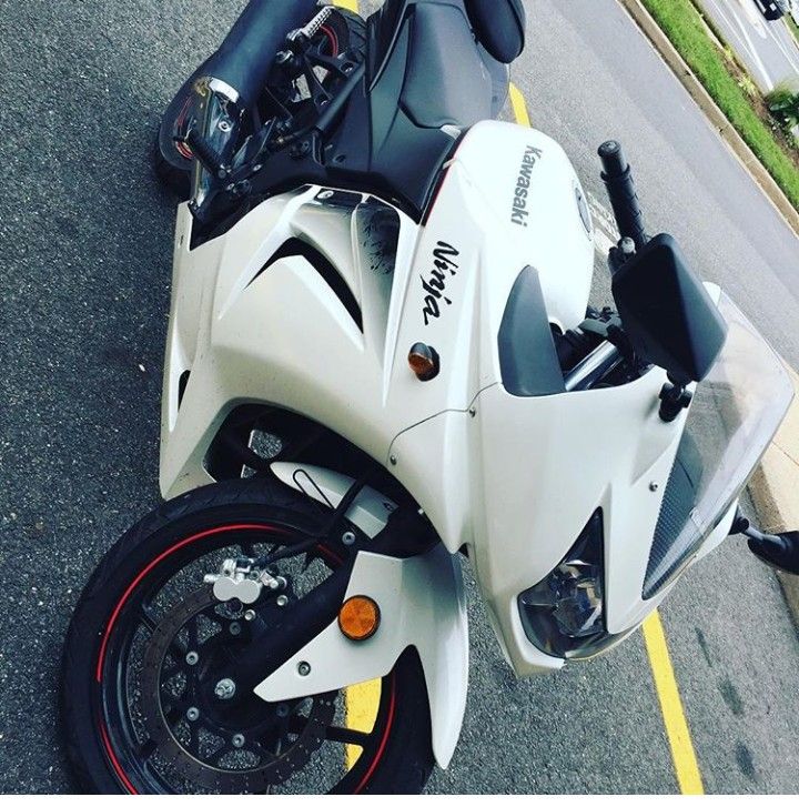 2011 Kawasaki ninja 250.