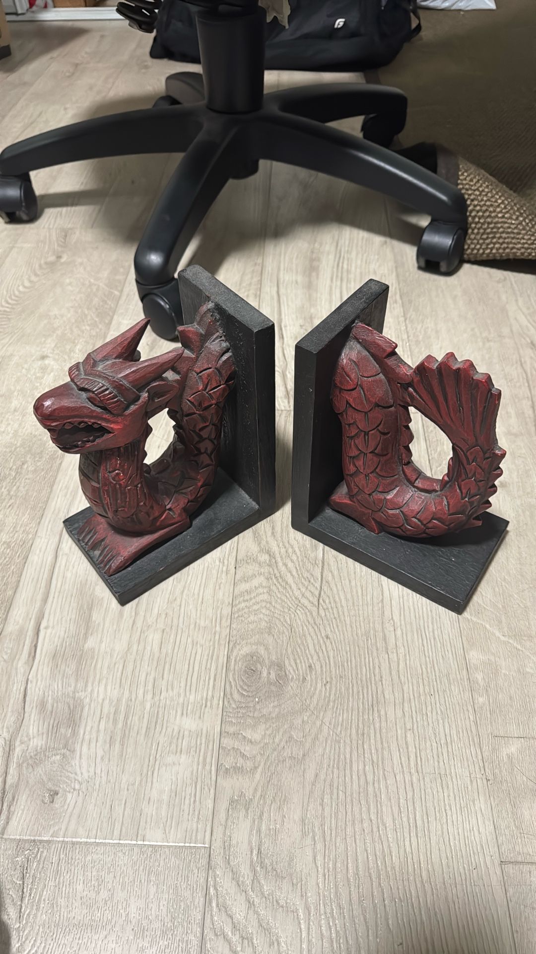 Dragon Bookend