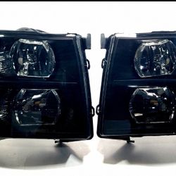 HEADLIGHTS  FOR 07-14 CHEVY SILVERADO SMOKED BLACK HOUSING