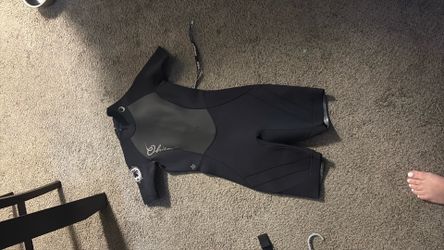 Wet suit