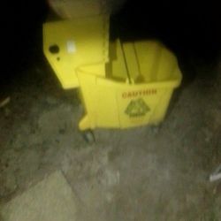 Commercial Mop Bucket 