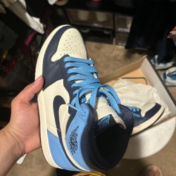 Jordan 1 Obsidians Size 9