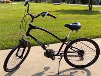 Black Townie Bike