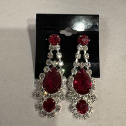 Vintage Ruby Red Costume Clear Crystal Rhinestone Teardrop Silver tone earring