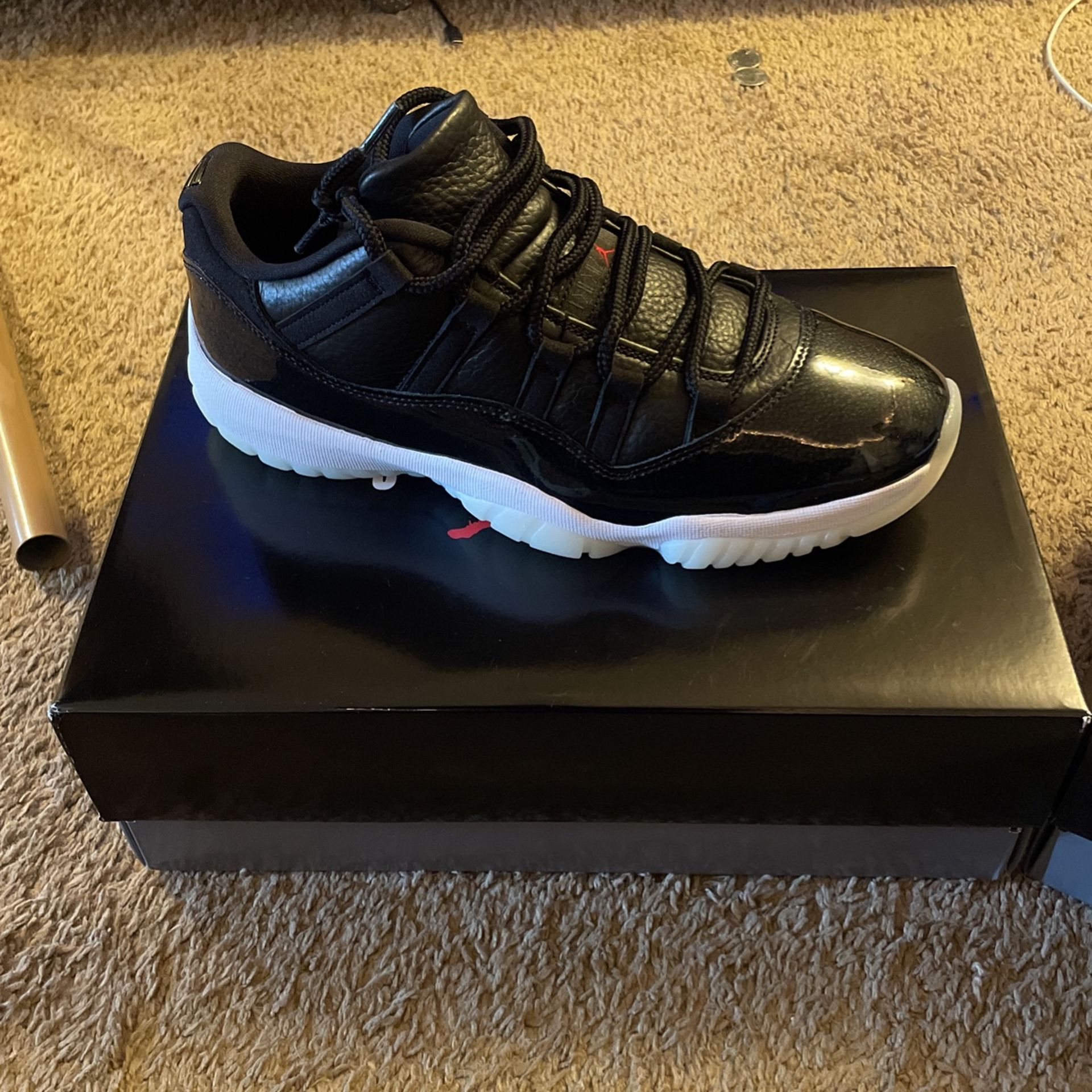 Jordan 72-10 size 9.5 AIR JORDAN 11 LOW 72-10 DEADSTOCK SIZE 9.5 $200 AIR JORDAN  main image 2