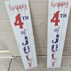 JULY 4TH CELEBRATION WOOD STANDS