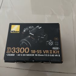 Nikon D3300 18-55 VRII Kit 