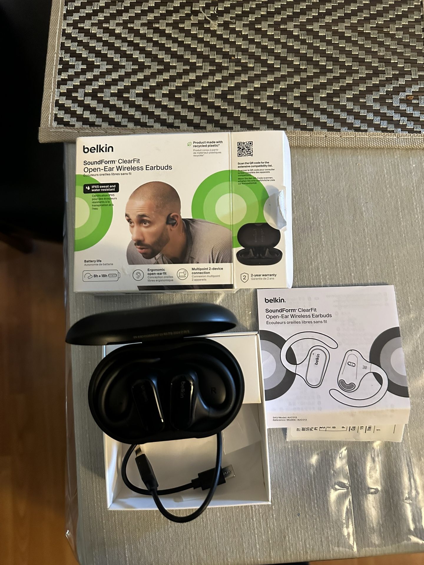 Belkin Wireless Earbuds