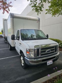 2019 Ford E-350 Econoline – Low Miles – Clean Title