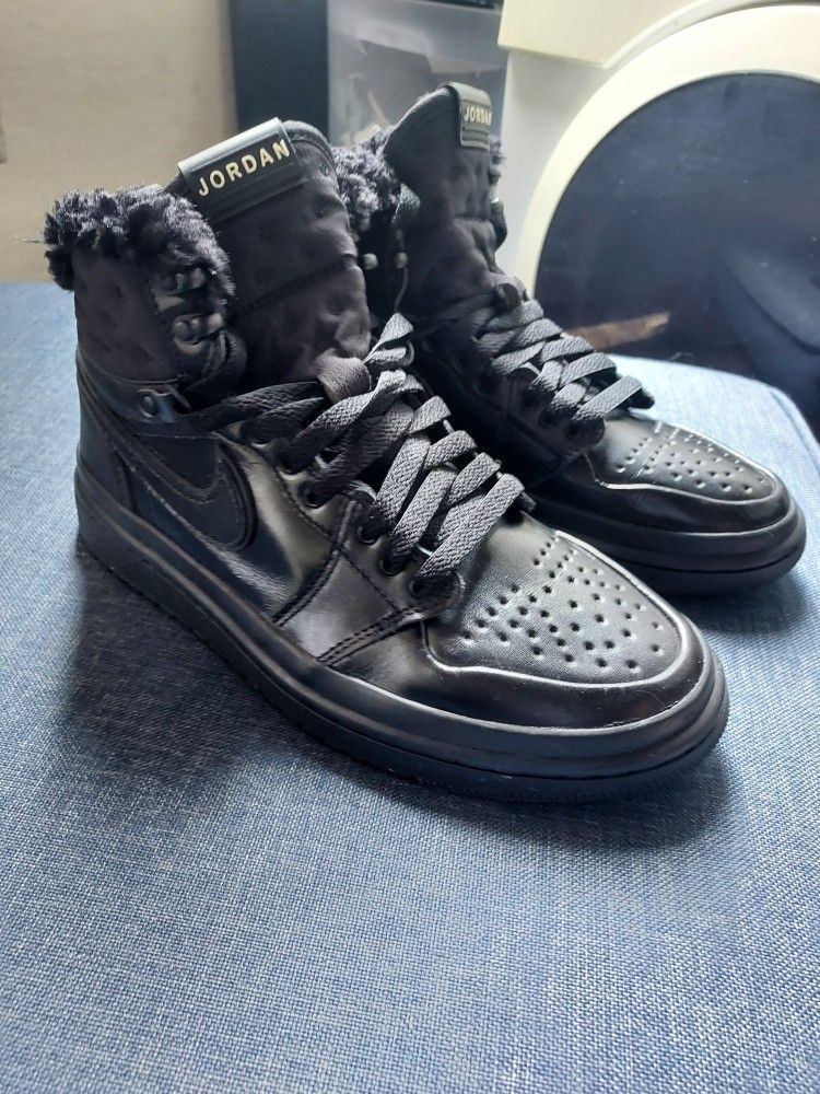NIKE AIR JORDAN 1 ACCLIMATE