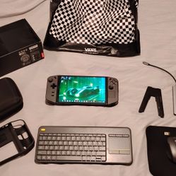 Lenovo Legion Go Z1 Extreme 1tb With Many Great Accessories 