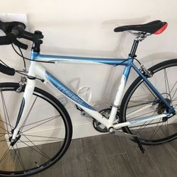 Women’s Trek Road Bike Alum/Carbon Ready/Ride 54cm
