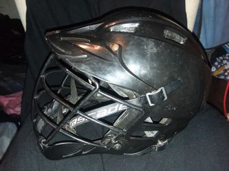 Sports helmet