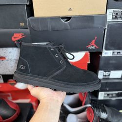 Men’s UGG Neumel Black size 10 VNDS 