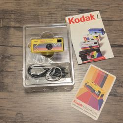 Kodak Charmera Keychain Digital Camera - Like New with Box