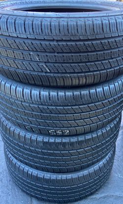 4 Llantas Usadas Kumho Crugen 235/55/19 $240 las 5