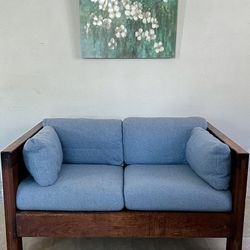 Sofá Pequeño de 2 Puestos/2-Seat Small Sofa