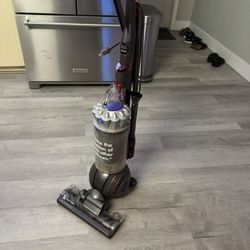 DYSON  VACUUM DC65 (**OBO**)