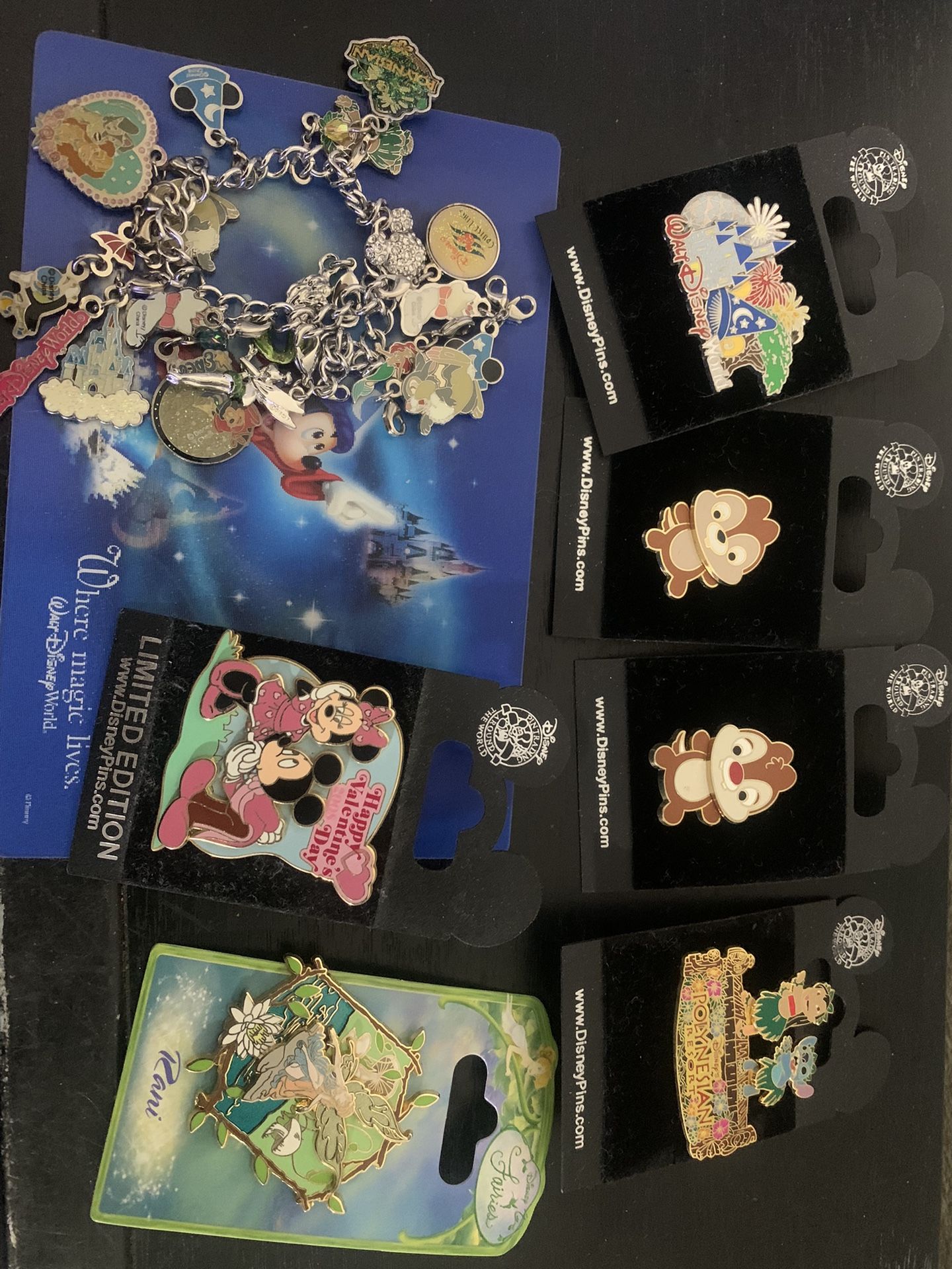 Disney pins