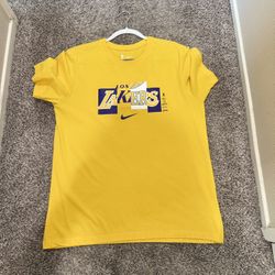 Nike Men Large Shirt